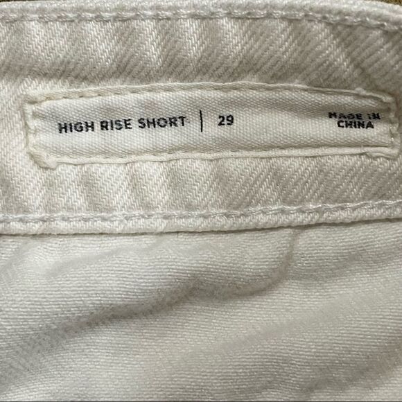PacSun denim shorts ~ ivory color ~ button fly ~ size 29 - Picture 5 of 7